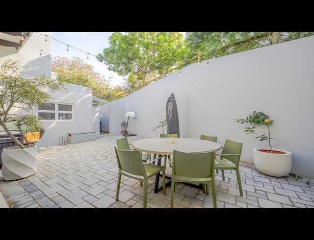 5 BEDROOM HOUSE TO LET IN SIMBITHI ECO ESTATE
